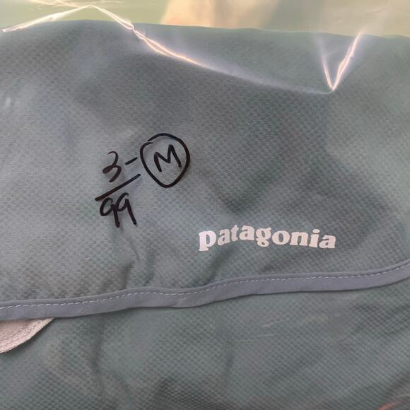 Patagonia Women's Strider Short Size Medium - Picture 9 of 9
